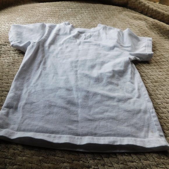 t-shirt - Picture 2 of 3